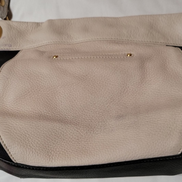 B.Makowsky Black Cream Leather Shoulder Bag Purse - Picture 9 of 15